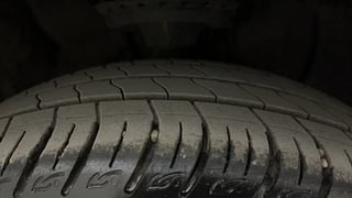 Used 2019 Hyundai Elite i20 [2018-2020] Asta 1.4 CRDI (O) Diesel Manual tyres RIGHT FRONT TYRE TREAD VIEW