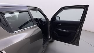 Used 2020 Maruti Suzuki Swift [2017-2021] ZXI Petrol Manual interior RIGHT FRONT DOOR OPEN VIEW
