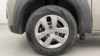Used 2017 Renault Kwid [2017-2019] RXT 1.0 SCE Special Petrol Manual tyres LEFT FRONT TYRE RIM VIEW