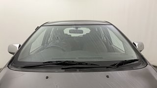 Used 2012 Toyota Innova [2008-2013] 2.5 V 8 STR Diesel Manual exterior FRONT WINDSHIELD VIEW