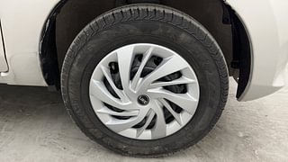 Used 2013 Maruti Suzuki Alto 800 Lxi Petrol Manual tyres RIGHT FRONT TYRE RIM VIEW