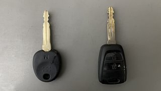 Used 2019 Hyundai New Santro 1.1 Sportz AMT Petrol Automatic extra CAR KEY VIEW