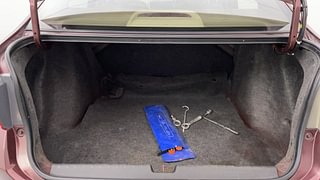 Used 2017 Honda City [2017-2020] VX CVT Petrol Automatic interior DICKY INSIDE VIEW