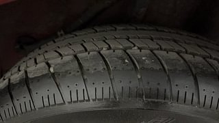 Used 2018 Honda Brio [2017-2018] VX AT Petrol Automatic tyres LEFT REAR TYRE TREAD VIEW