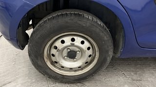 Used 2013 Maruti Suzuki Swift [2011-2017] LXi Petrol Manual tyres RIGHT REAR TYRE RIM VIEW