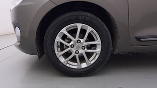 Used 2020 Maruti Suzuki Swift [2017-2021] ZXI Petrol Manual tyres LEFT FRONT TYRE RIM VIEW