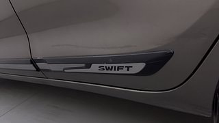 Used 2020 Maruti Suzuki Swift [2017-2021] ZXI Petrol Manual dents MINOR SCRATCH