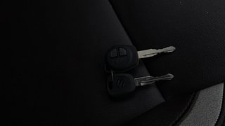Used 2013 Maruti Suzuki Ertiga [2012-2015] VDI ABS Diesel Manual extra CAR KEY VIEW