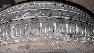 Used 2016 Renault Kwid [2015-2019] RXT Petrol Manual tyres LEFT FRONT TYRE TREAD VIEW