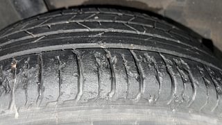 Used 2021 Hyundai New i20 Asta 1.2 IVT Petrol Automatic tyres RIGHT REAR TYRE TREAD VIEW