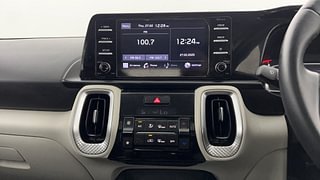 Used 2022 Kia Sonet HTX 1.5 Diesel Manual top_features Integrated (in-dash) music system