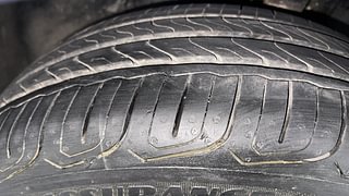Used 2022 Tata Altroz XZA Petrol DCT Petrol Automatic tyres LEFT FRONT TYRE TREAD VIEW