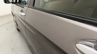 Used 2015 Honda City [2014-2017] VX Petrol Manual dents MINOR SCRATCH