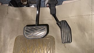Used 2017 Maruti Suzuki Dzire [2017-2020] VXI AMT Petrol Automatic interior PEDALS VIEW