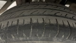Used 2016 Maruti Suzuki Alto K10 [2014-2019] VXI AMT Petrol Automatic tyres RIGHT REAR TYRE TREAD VIEW