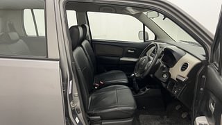 Used 2016 Maruti Suzuki Wagon R 1.0 [2013-2019] LXi CNG Petrol+cng Manual interior RIGHT SIDE FRONT DOOR CABIN VIEW