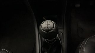 Used 2013 Maruti Suzuki Swift [2011-2017] LXi Petrol Manual interior GEAR  KNOB VIEW