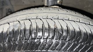 Used 2017 Maruti Suzuki Swift [2011-2017] VXi Petrol Manual tyres LEFT FRONT TYRE TREAD VIEW