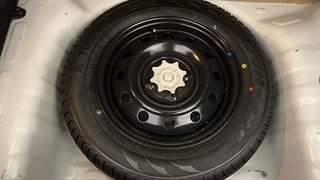 Used 2016 Hyundai Grand i10 [2013-2017] Asta (O) AT 1.2 kappa VTVT Petrol Automatic tyres SPARE TYRE VIEW