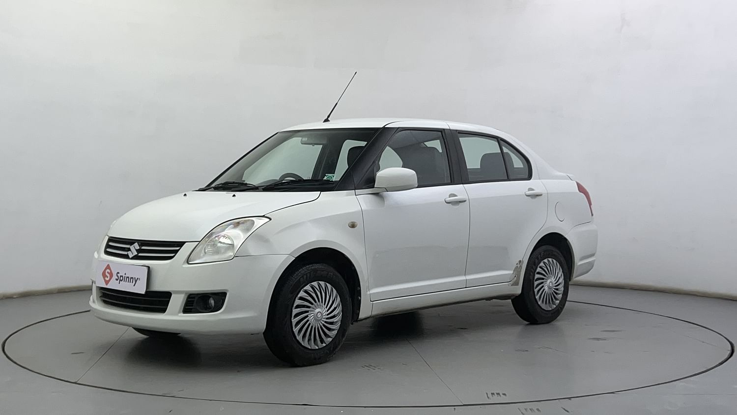 LEFT FRONT CORNER VIEW