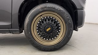 Used 2020 Maruti Suzuki S-Presso VXI Petrol Manual tyres RIGHT FRONT TYRE RIM VIEW