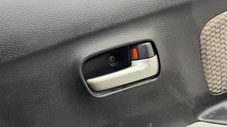 Used 2016 Maruti Suzuki Wagon R 1.0 [2013-2019] LXi CNG Petrol+cng Manual top_features Central locking