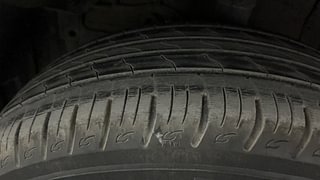 Used 2020 Maruti Suzuki Vitara Brezza [2020-2022] ZXI AT Petrol Automatic tyres LEFT FRONT TYRE TREAD VIEW