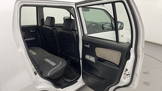 Used 2014 Maruti Suzuki Wagon R 1.0 [2010-2019] VXi Petrol Manual interior RIGHT SIDE REAR DOOR CABIN VIEW
