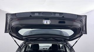 Used 2017 Maruti Suzuki Swift [2011-2017] VXi Petrol Manual interior DICKY DOOR OPEN VIEW