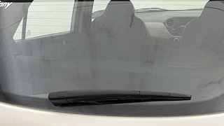 Used 2016 Hyundai Grand i10 [2013-2017] Asta (O) AT 1.2 kappa VTVT Petrol Automatic top_features Rear wiper