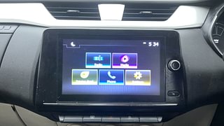 Used 2021 Renault Triber RXZ Petrol Manual top_features Integrated (in-dash) music system