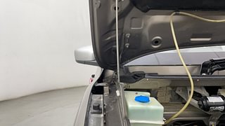Used 2017 Renault Kwid [2017-2019] RXT 1.0 SCE Special Petrol Manual engine ENGINE RIGHT SIDE HINGE & APRON VIEW