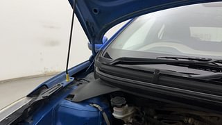 Used 2018 Hyundai Elite i20 [2014-2018] Sportz 1.2 Petrol Manual engine ENGINE RIGHT SIDE HINGE & APRON VIEW