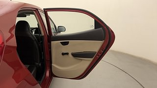Used 2014 Hyundai Eon [2011-2018] Magna Petrol Manual interior RIGHT REAR DOOR OPEN VIEW