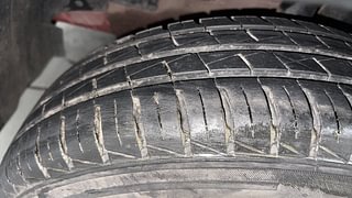 Used 2023 Renault Kwid 1.0 RXT SCE Petrol Manual tyres LEFT FRONT TYRE TREAD VIEW