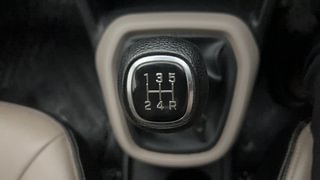 Used 2015 Hyundai Grand i10 [2013-2017] Sportz 1.2 Kappa VTVT Petrol Manual interior GEAR  KNOB VIEW