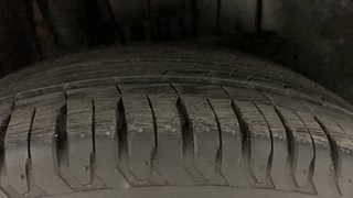 Used 2017 Maruti Suzuki Dzire [2017-2020] ZXi Plus AMT Petrol Automatic tyres RIGHT REAR TYRE TREAD VIEW