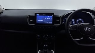 Used 2020 Hyundai Venue [2019-2022] SX Plus 1.0 Turbo DCT Petrol Automatic interior MUSIC SYSTEM & AC CONTROL VIEW