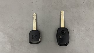 Used 2018 Honda Brio [2017-2018] VX AT Petrol Automatic extra CAR KEY VIEW