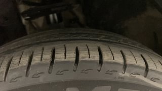 Used 2023 Tata Altroz XZ 1.2 Petrol Manual tyres RIGHT FRONT TYRE TREAD VIEW