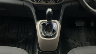 Used 2016 Hyundai Grand i10 [2013-2017] Asta (O) AT 1.2 kappa VTVT Petrol Automatic interior GEAR  KNOB VIEW