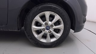 Used 2012 Ford Figo [2010-2015] Duratorq Diesel Titanium 1.4 Diesel Manual tyres RIGHT FRONT TYRE RIM VIEW