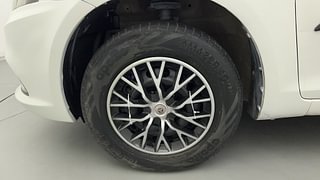 Used 2015 Maruti Suzuki Swift Dzire VXI Petrol Manual tyres LEFT FRONT TYRE RIM VIEW