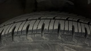 Used 2016 hyundai i10 Sportz 1.1 Petrol Petrol Manual tyres RIGHT FRONT TYRE TREAD VIEW