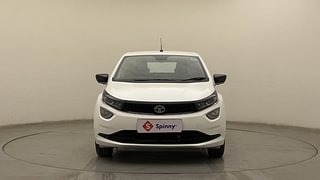 Used 2023 Tata Altroz XZ 1.2 Petrol Manual exterior FRONT VIEW