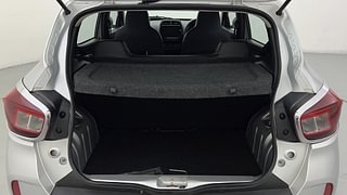 Used 2023 Renault Kwid 1.0 RXT AMT SCE Petrol Automatic interior DICKY INSIDE VIEW