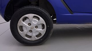 Used 2016 Tata Nano [2014-2018] Twist XTA Petrol Petrol Automatic tyres RIGHT REAR TYRE RIM VIEW