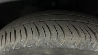 Used 2020 Ford Figo [2019-2021] Titanium Petrol Petrol Manual tyres RIGHT FRONT TYRE TREAD VIEW