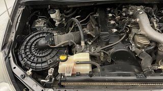Used 2012 Toyota Innova [2008-2013] 2.5 V 8 STR Diesel Manual engine ENGINE RIGHT SIDE VIEW