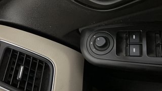 Used 2016 Tata Zest [2014-2019] XM Petrol Petrol Manual top_features Adjustable ORVM